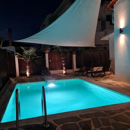 Villa Shadas With Pool & Jacuzzi Perfect Hospitality