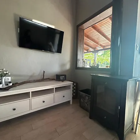 Shadas With Pool & Jacuzzi Perfect Hospitality * Nea Iraklia
