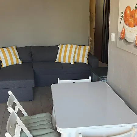Shadas With Pool & Jacuzzi Perfect Hospitality Nea Iraklia
