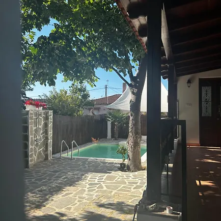 Villa Shadas With Pool & Jacuzzi Perfect Hospitality Nea Iraklia